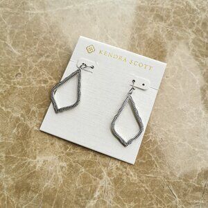 NEW Kendra Scott Silver Sophia Drop Earrings